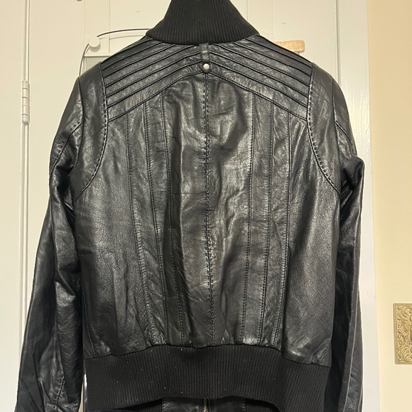 Danier Leather Bomber Jacket - Picture 2 of 4